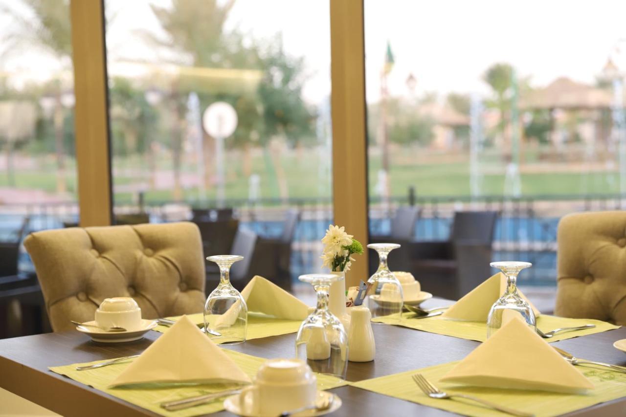Swiss International Hotel Villas Unaizah - Al Qassim Buitenkant foto